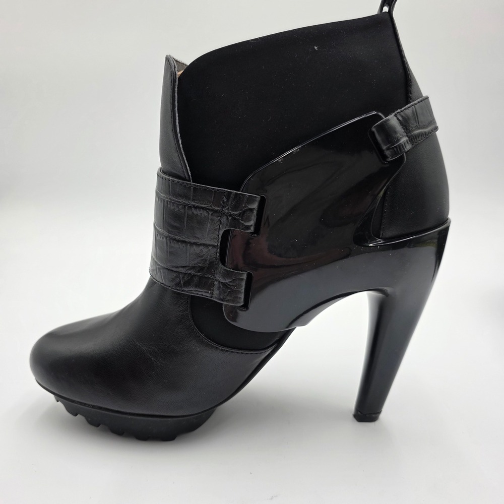 United Nude Black Leather Croc Embossed Heel Ankle Boots Size 37, 6.5 US - Picture 12 of 16